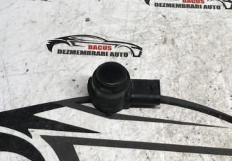 Senzori parcare fata AUDI A4 B9 an 2017 cod 5Q0919275B