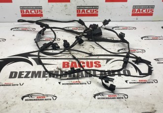 Senzori parcare fata plus instalație Audi A4 B9 2016, 2 SENZORI / 8W0971095