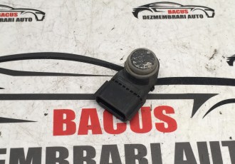 Senzori parcare spate Hyundai i40 2013 cod- 95720-3Z000