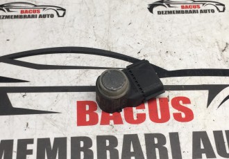 Senzori parcare spate Hyundai i40 2013 cod- 95720-3Z000