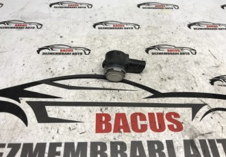Senzori parcare VW Golf 7 cod: 5q0919275b
