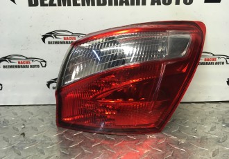 Stop dreapta Nissan Qashqai Facelift 2010 - 2013 SUV 4 Usi 