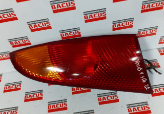 Stop Ford Focus 1 Hatchback-Dreapta