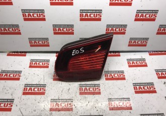 Stop Lampa Dreapta De Pe Capota Portbagaj Volkswagen EOS 2008 Cod 1Q0945094C