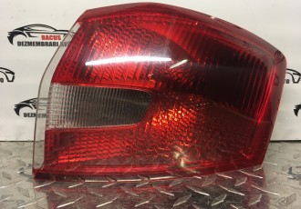 Stop Lampa Tripla dreapta de pe Aripa Caroserie Ford Kuga 1 2008 - 2012 