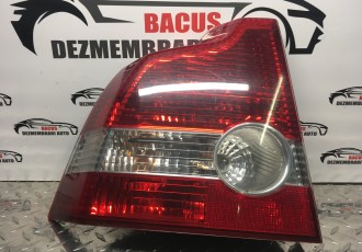 Stop Lampa Tripla STANGA Volvo S40 COD- 30698341