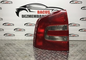 Stop Skoda Octavia 2 Combi-Dreapta cu mic defect