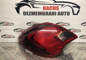 Stop stanga aripa Opel Corsa E Hatchback cod 39068622