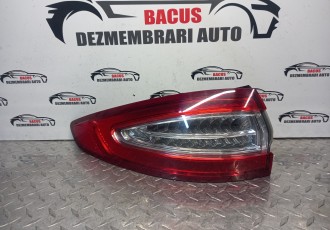 Stop stanga led Ford Mondeo MK5 hatchback 2015 cod: ds73 13405 fc cu defect