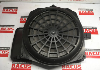 Subwoofer Audi A4 B7 cod: 8e5035412d