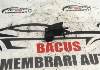 Supapa sens vacuum 70231800 BMW Seria 3 E90 [2004 - 2010] Sedan 318d MT (143 hp)