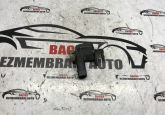 Supapa vacuum Audi A4 B8 cod: 1k0906283a