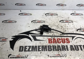 Supapa vacuum Volkswagen cod: 1k0906283a
