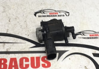 Supapa vacuum Volkswagen Golf 5 (2004-2009) COD 1k0906283a