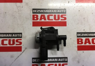 Supapa vacuum Volkswagen Golf 5 cod: 1k0906283a