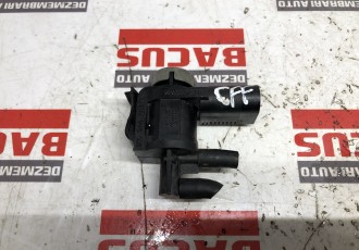 Supapa Vacuum Volkswagen Golf 6 2.0 TDI Cod : 1K0906283A