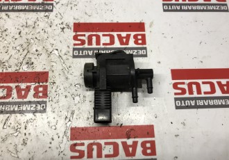 Supapa Vacuum Volkswagen Golf 6 Cod 1K0906283A