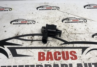 Supapa vacuum Volkswagen Passat B6 cod: 1k0906283a