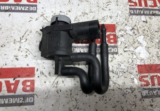 Supapa Vacuum Volkswagen Passat B6 / Skoda / Seat 2.0 TDI Cod : 1K0906283A