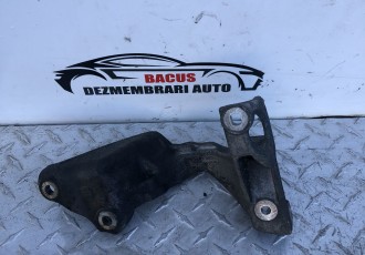 Suport EGR Accesorii Motor Renault Megane 3 1.6 DCI 2008 - 2015 Cod 147177968R