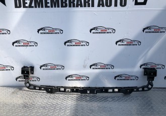 Suport Ghidaj Central Pentru Bara Spoiler Spate Volkswagen Golf 6 Cod 5K6807863