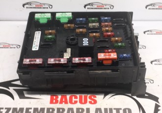 Tablou sigurante VW Passat B7 cod: 3c0937125a
