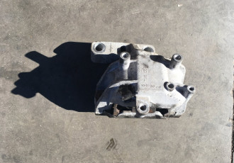 Tampon motor Volkswagen cod: 1k0199262