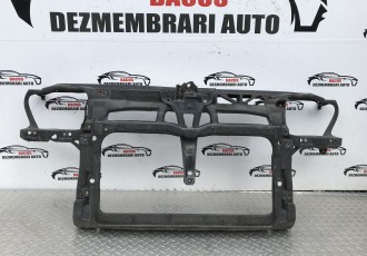Trager / Calandru Volkswagen VW Golf 4 [1997 - 2006] Hatchback 1J0805594
