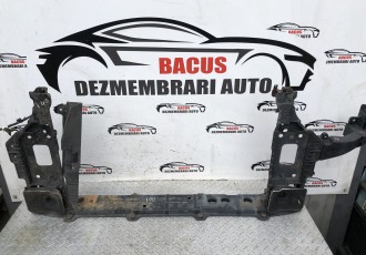 Trager Frontal Hyundai i40 (20112019) 1.7 CRDI 64146-3Z000 64136-3Z000