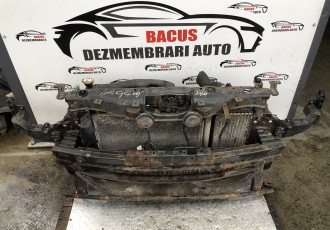Trager Hyundai i40, 1.7 CRDI cu radiatoare, si armatura