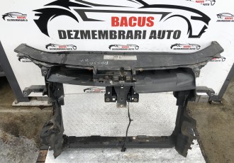 Trager Volkswagen Passat B7 2012 Sedan 2.0 TDi