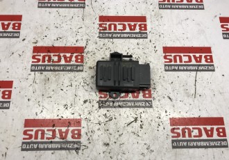 Unitate Control Incalzire Scaune VW Sharan / Passat B7 COD 5K0959772