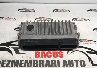 Unitate control motor/modul ECU  Toyota Auris E180 cod- 89666-02810 