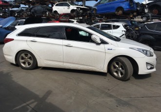 USA DR Fata Hyundai i40 Combi AN-2012 1.7 CRDI