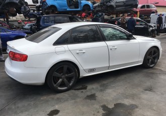 USA DR SPATE Audi A4 B8 Limuzina An 2011 Motor 2.0 TDI 