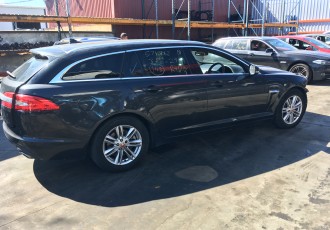 USA DREAPTA FATA Jaguar XF LUXURY COMBI Cutie Automata Motor 2.2 Diesel An 2014 