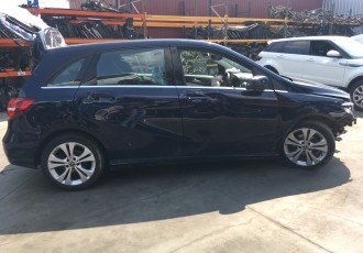 USA DREAPTA FATA Mercedes B Class Sport Premium W246 Cutie Automata 1.5 Diesel 96.000 km An 2017