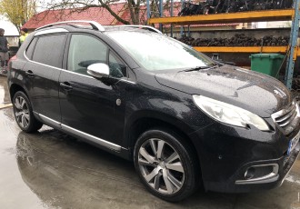 USA DREAPTA FATA Peugeot 2008 CROSSWAY-E SUV Motor 1.6HDI An- 2014