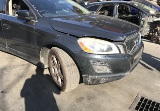 USA DREAPTA FATA VOLVO XC-60 SUV ;2.0 DIESEL; AN-2012 CUTIE AUTOMATA KM-172.000