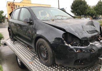 Usa dreapta fata Vw Golf 5 hatchback 5 Usi Motor 1.9 diesel An 2005