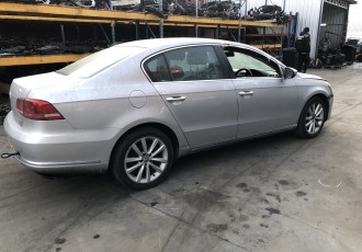 Usa dreapta fata Vw Passat B7 Sedan An 2014 Motor 2.0 TDI Tip CFFB 