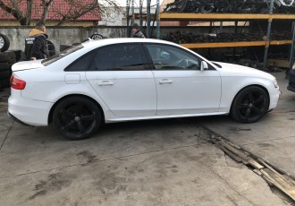 Usa dreapta spate Audi A4 B8 Limuzina FACELIFT An 2012 Motor 2.0 TDI CGLC