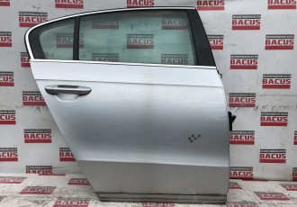 USA DREAPTA SPATE PASSAT B7