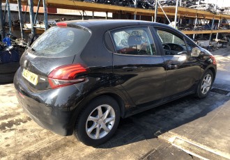 Usa dreapta spate Peugeot 208 Hatchback 5 usi 1.2 benzina An Fabricatie 2017