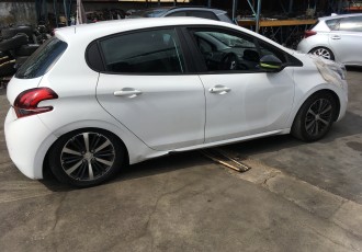 Usa dreapta spate Peugeot 208 xs lime Hatchback 5 usi 1.2 benzina An Fabricatie 2016