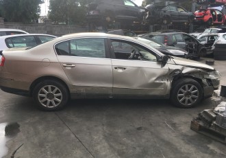 USA DREAPTA SPATE Vw Passat B6 Limuzina An 2008 Motor 2.0 TDI 