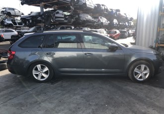 USA FATA DR Skoda Octavia 3 Facelift Combi Motor 1.6 TDI Euro 6 An Fabricatie 2018