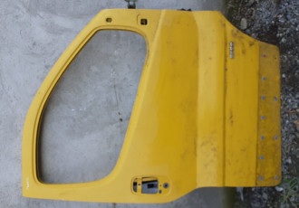 Usa Renault Trafic-Dreapta Fata