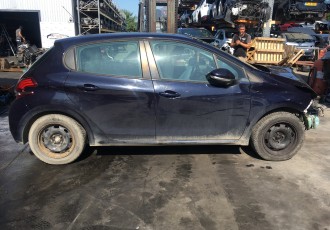 USA SPATE DR Peugeot 208 1.6 HDI An Fabricatie 2016