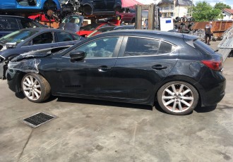 USA ST SPATE Mazda 3 an-2017 2.0 benzina 70.000 km